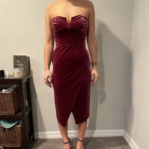 Formal fitted dress NWT